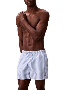 Costume da bagno Calvin Klein Jeans Penny Stripe blu per uomo.