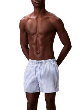 Costume da bagno Calvin Klein Jeans Penny Stripe blu per uomo.