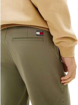 Bermuda Tommy Jeans Scanton verde per uomo.