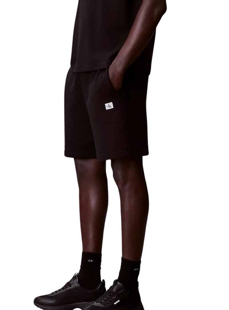 Bermuda Calvin Klein Jeans Badge nero per uomo.