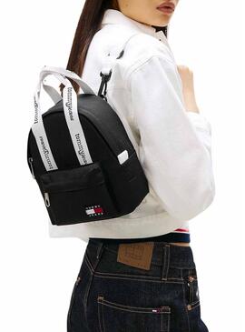 Zaino Tommy Jeans Essential mini nero per donna.