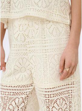 Pantaloni Only Llian in pizzo bianchi per donna.