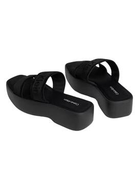 Sandali Calvin Klein Jeans Flatform neri da donna.