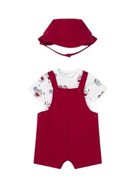 Set Mayoral con peto rosso, maglietta stampata e cappello per bambino.