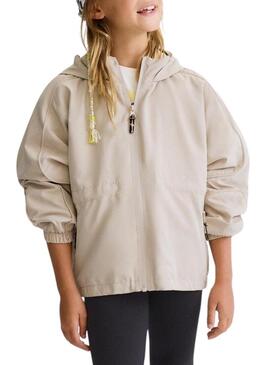 Giacca Mayoral antivento beige per bambina.